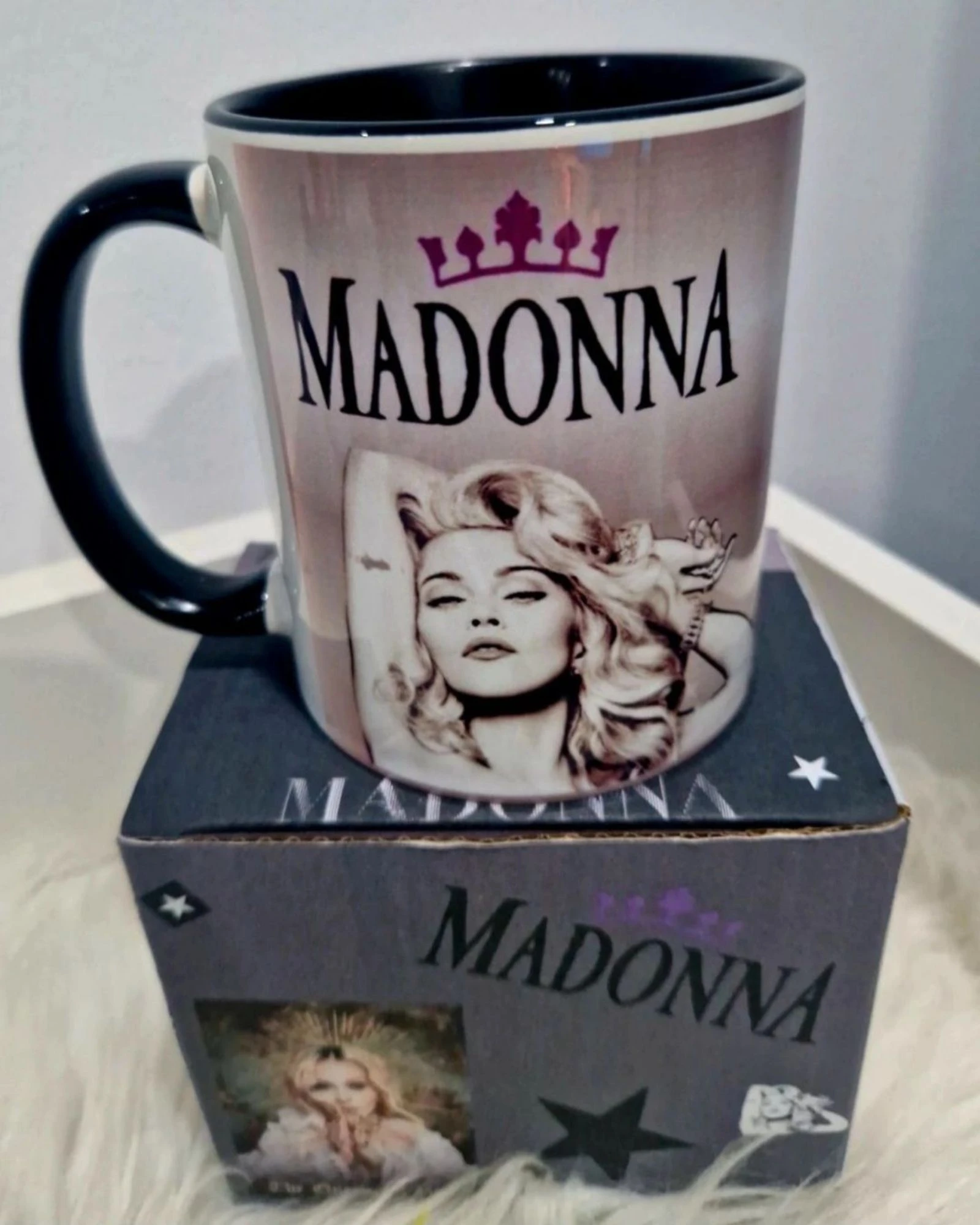 Madonna mug – photo 2